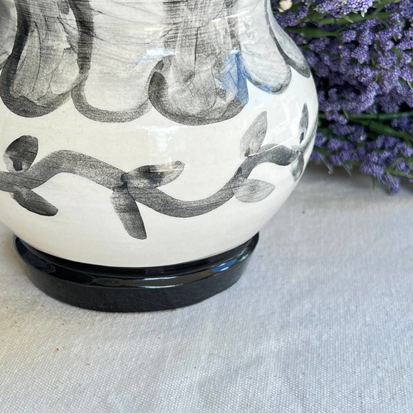 Black and White Pottery Vase with Daisies & Stripes - Picture 8 of 10